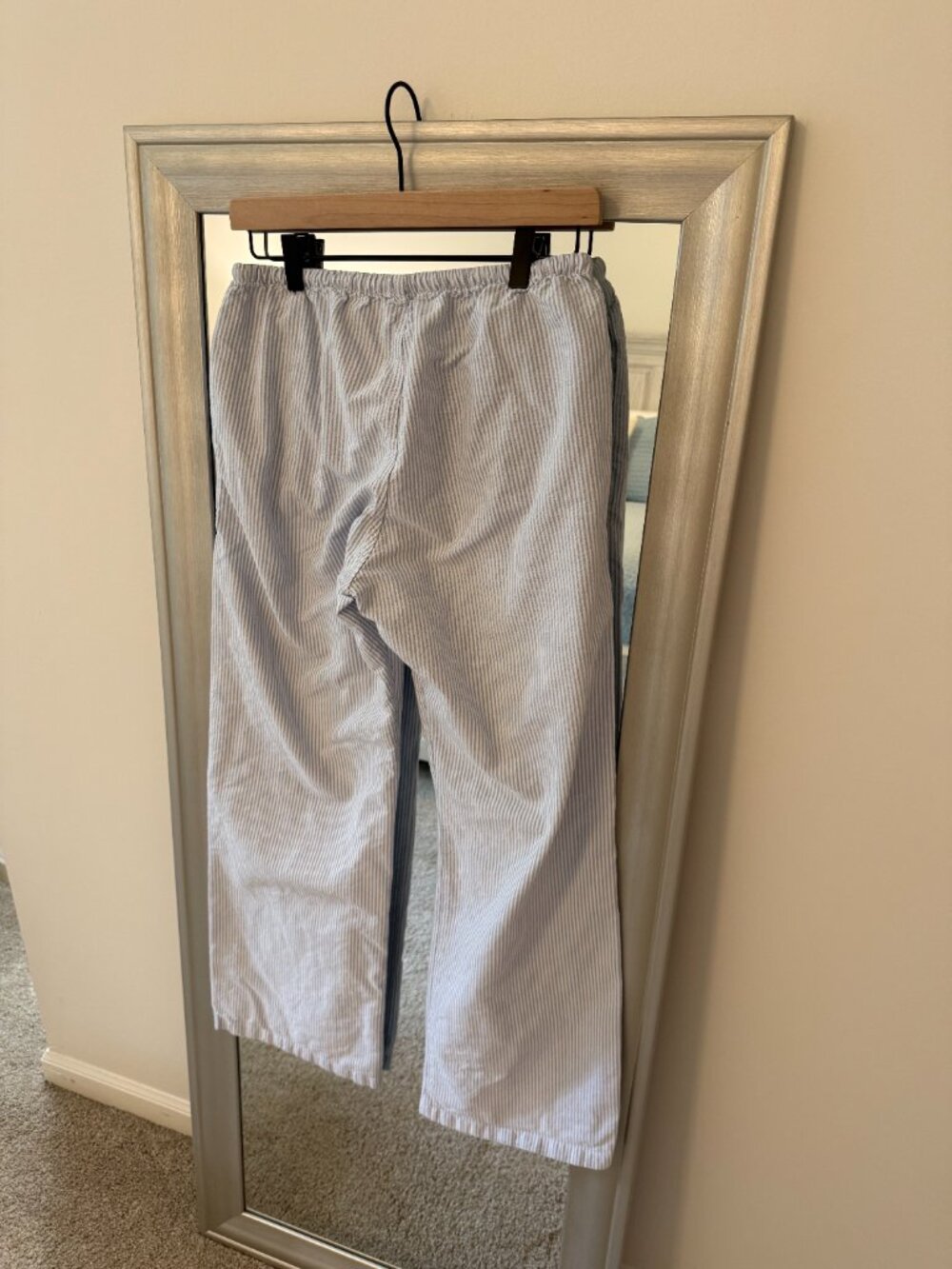 Brandy Melville Women's Blue & White Striped Pants Size OS - Picture 2 of 9